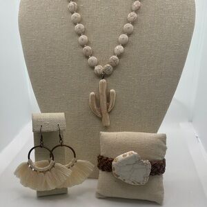 White Turquoise Stone Necklace, Earring & Bracelet Set